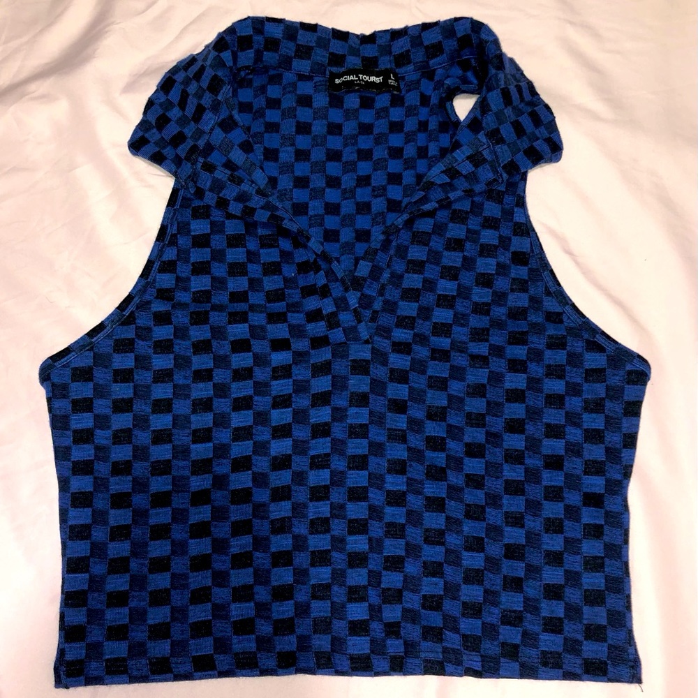 Social tourists Hollister black and blue shirt large